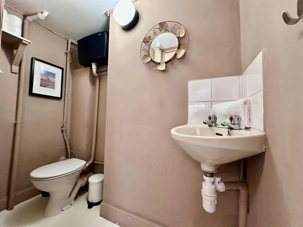 Appartamento Boho Central Old Town Base Edimburgo Regno Unito