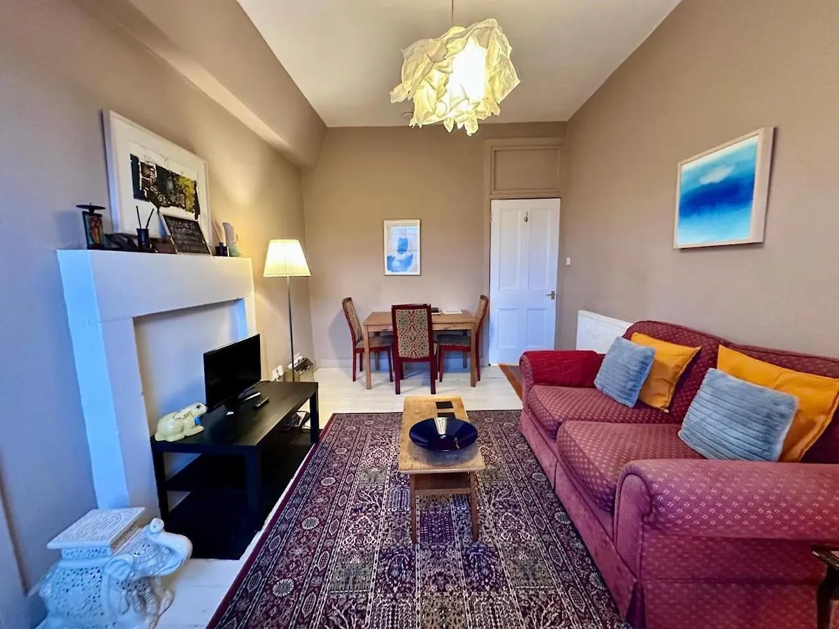 Appartamento Boho Central Old Town Base Edimburgo Regno Unito